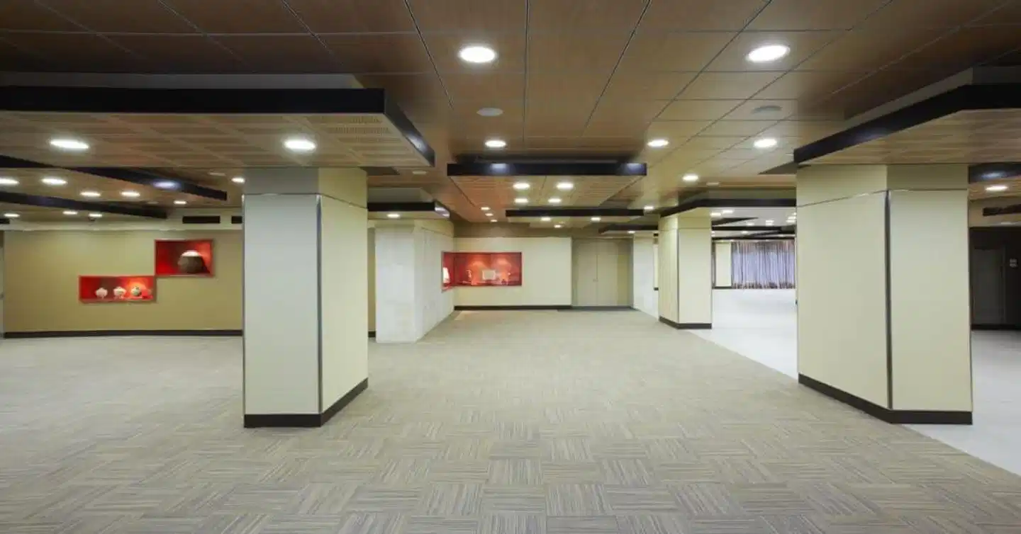 Meliá Castilla Lobby