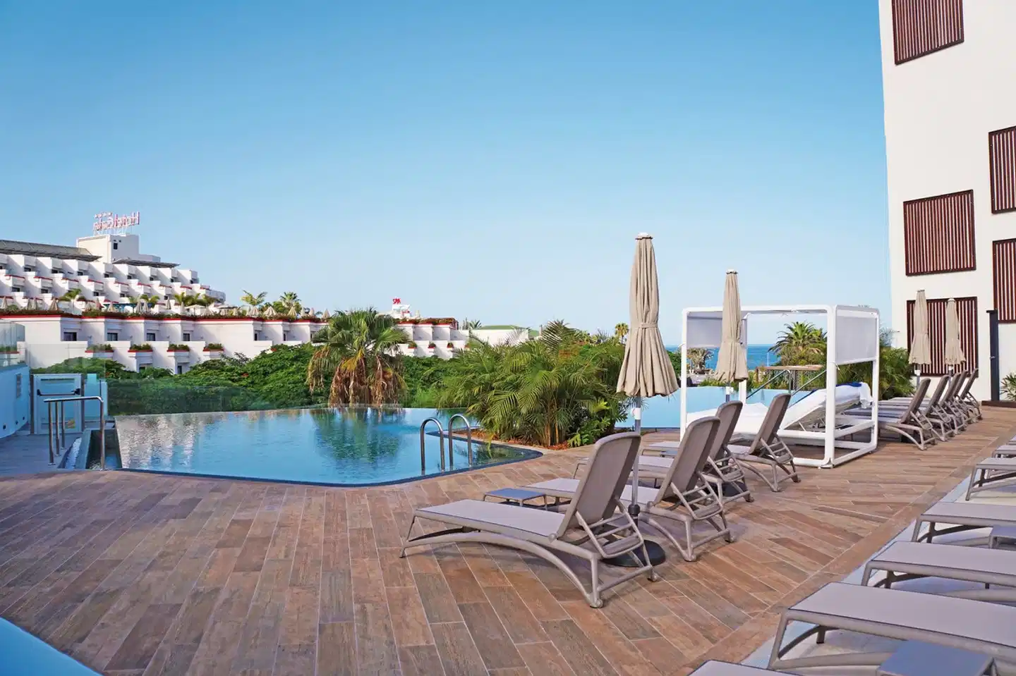 Alexandre Hotel Troya Pool