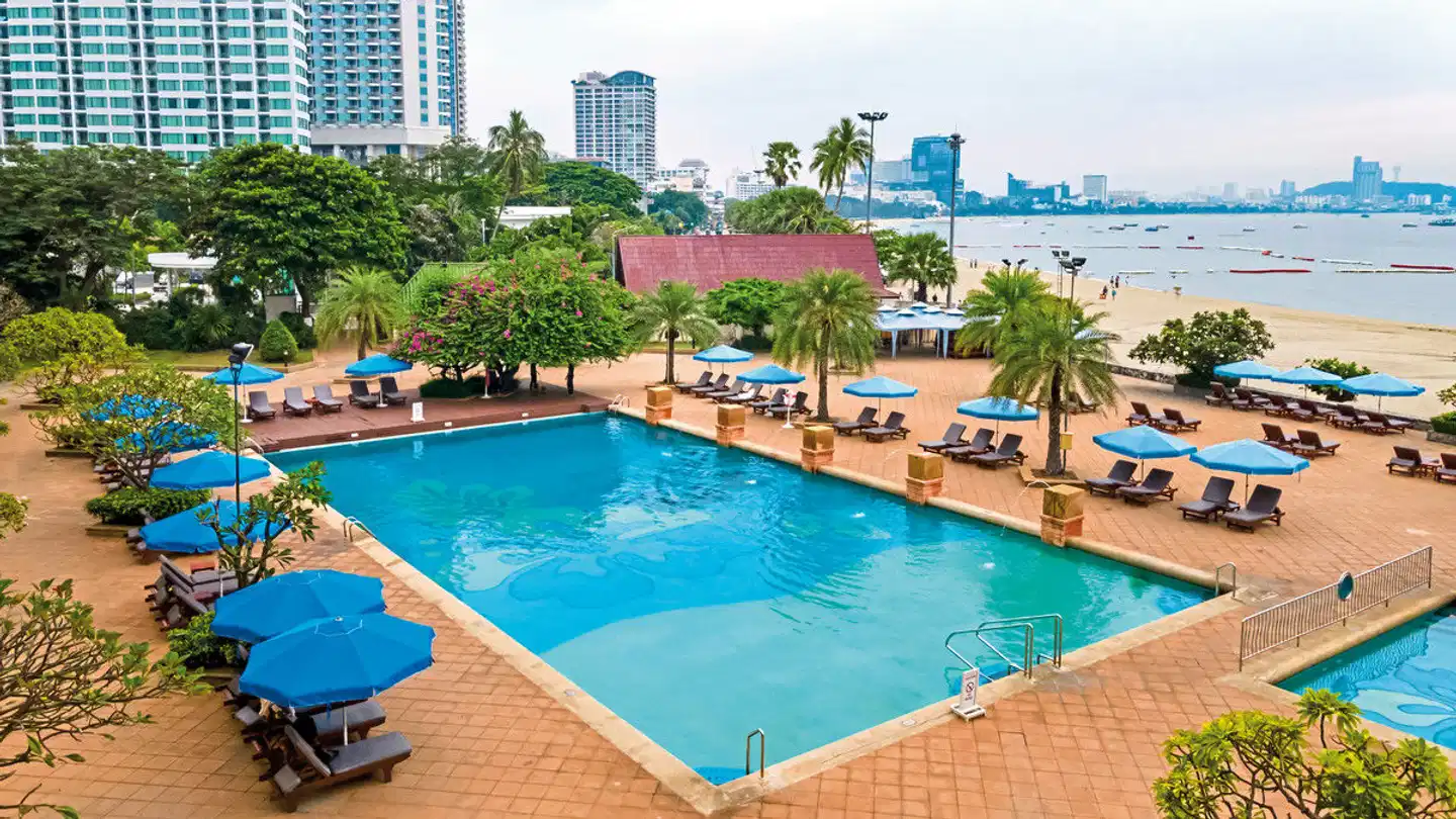 Dusit Thani Pattaya Pool