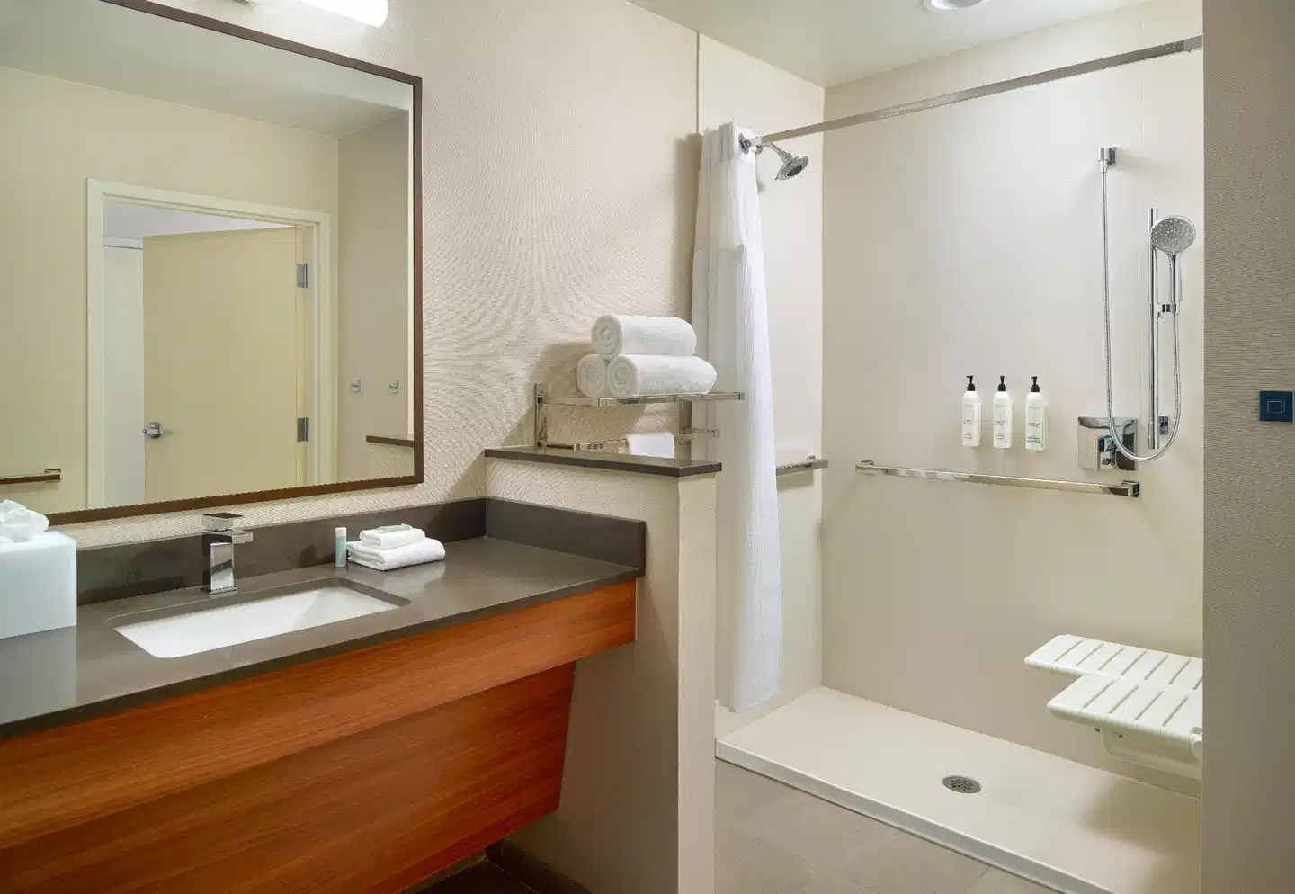 Fairfield By Marriott Inn & Suites Alpharetta Avalon Area Badezimmer