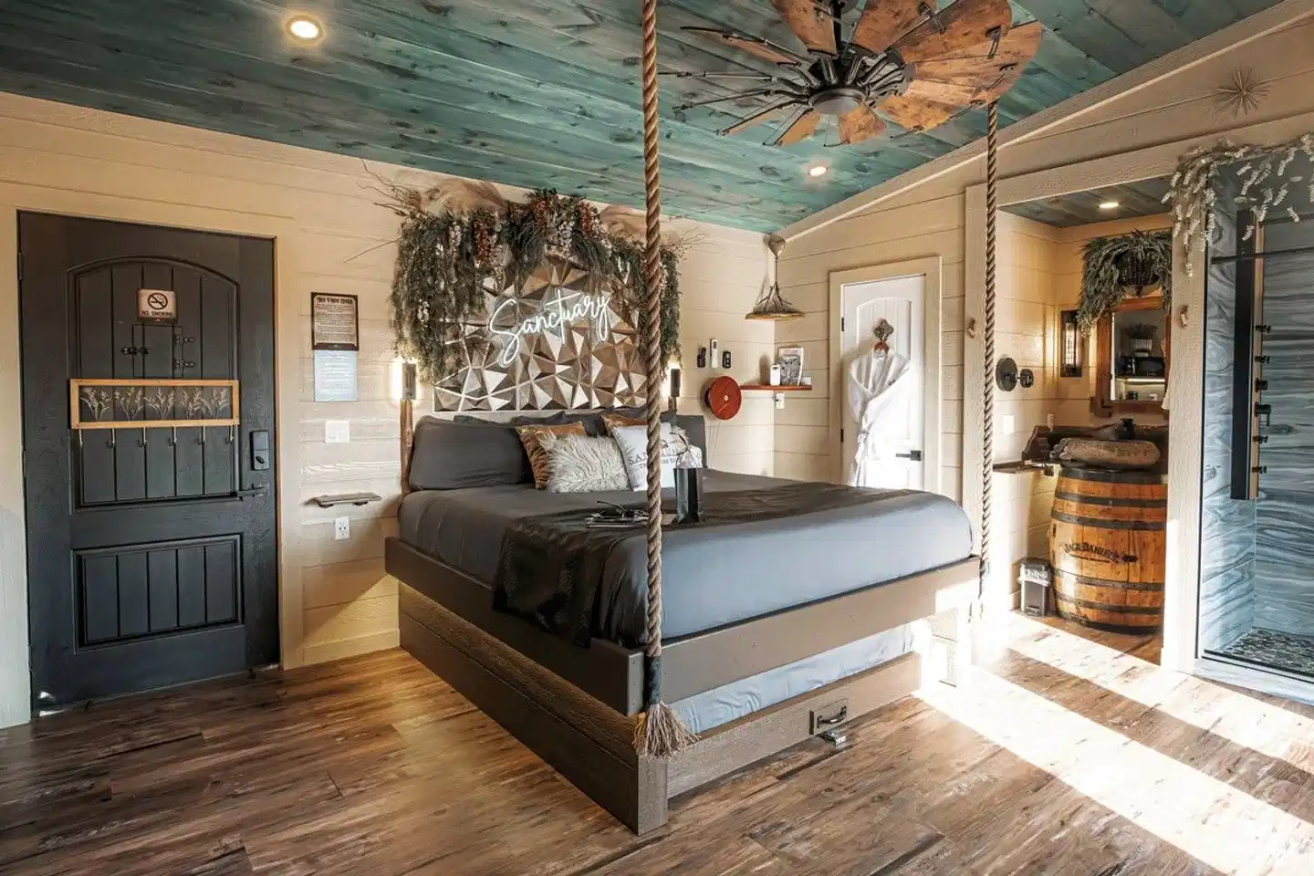 Sanctuary Treehouse Resort Lobby