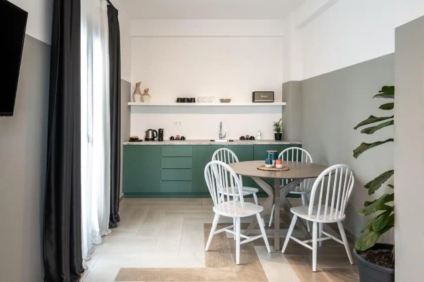 Play Theatrou Athens Lobby