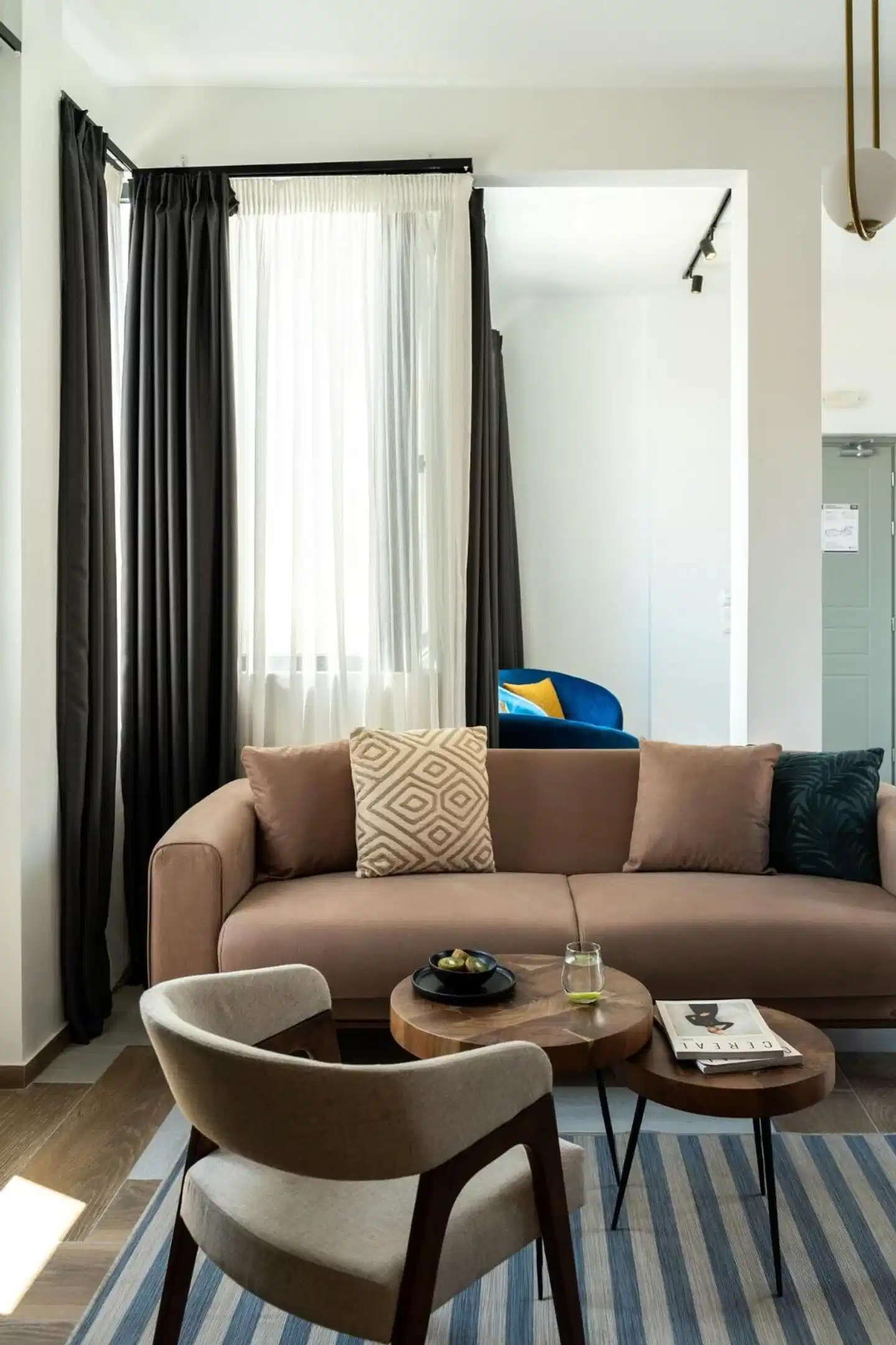 Play Theatrou Athens Lobby