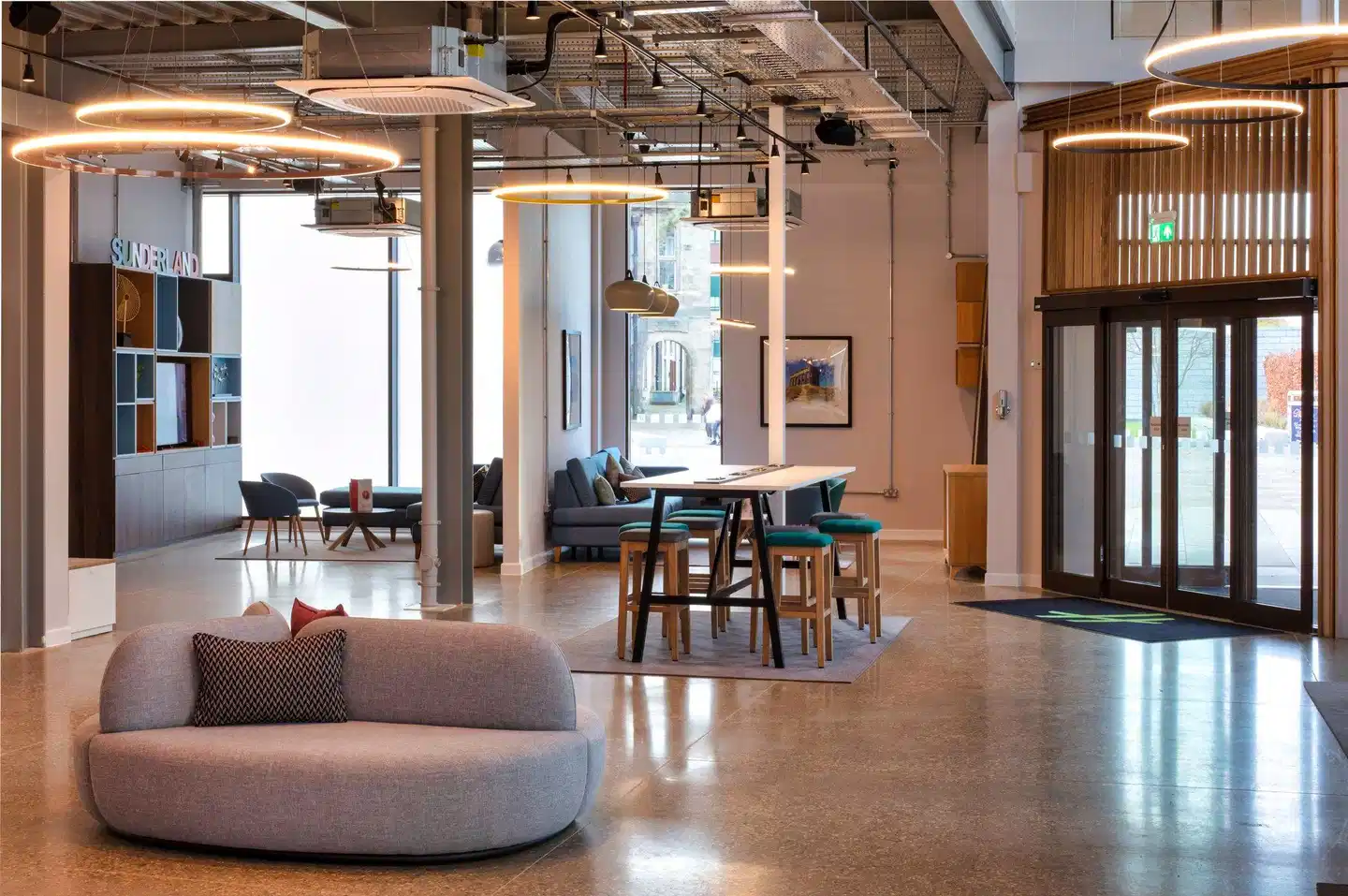 Holiday Inn Sunderland Bar