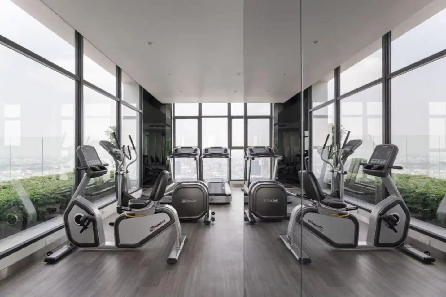 Ramada Plaza by Wyndham Bangkok Sukhumvit 48 Sport und Entertainment