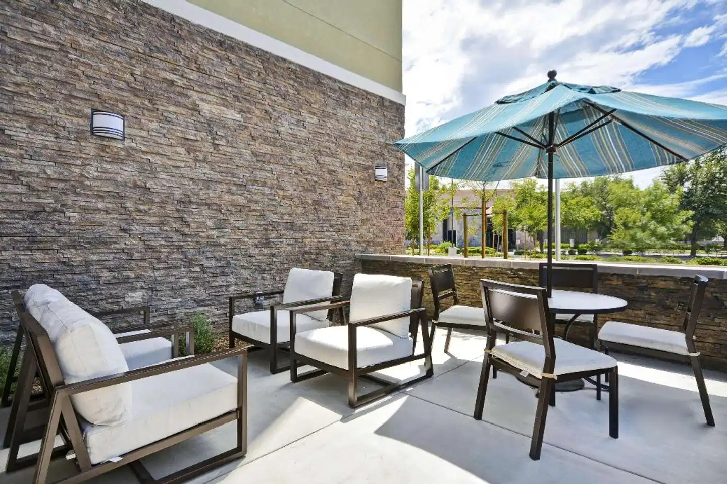 Hyatt Place Fresno Terrasse
