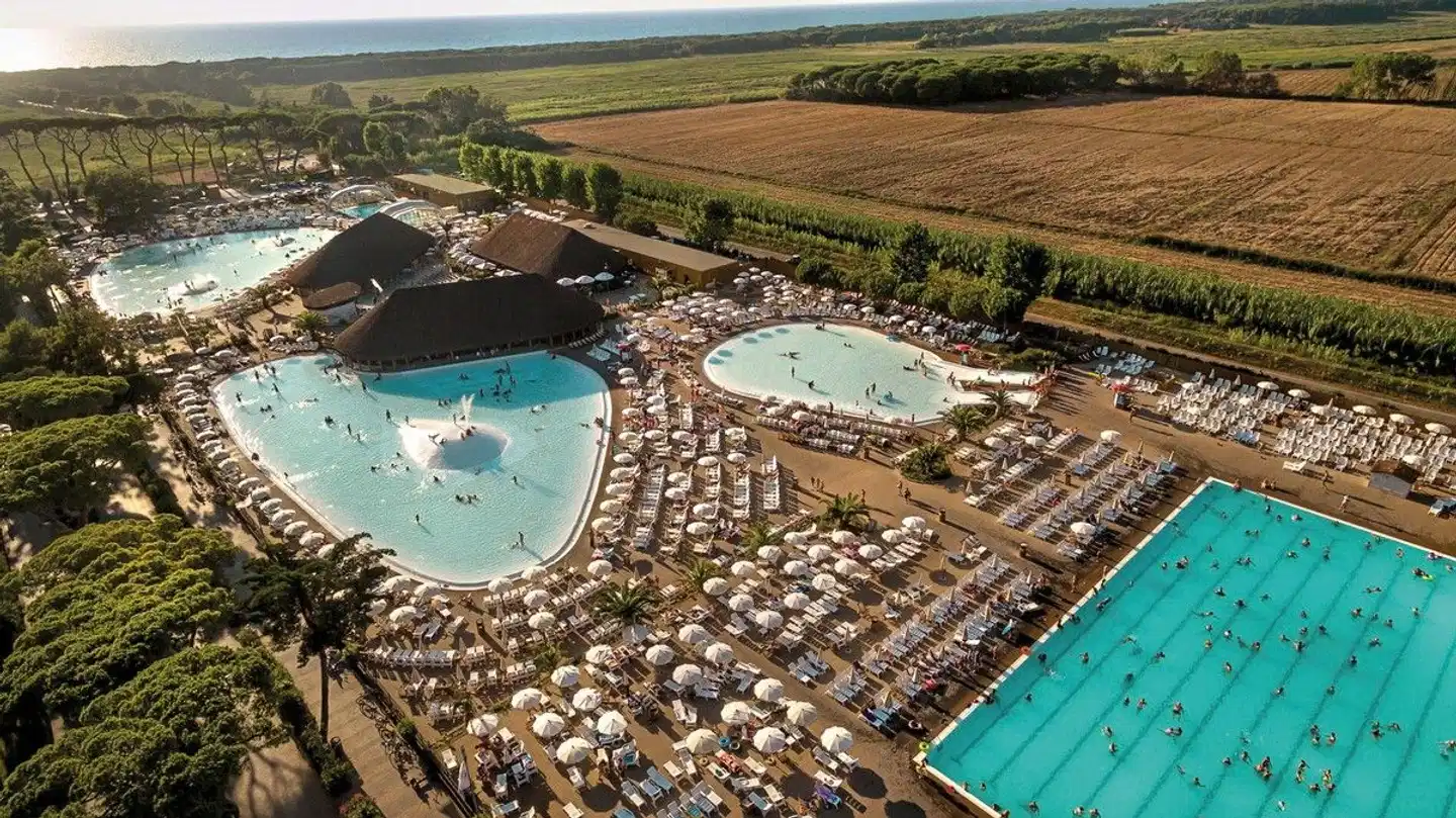 Hu Park Albatros Village (by Happy Camp) Pool