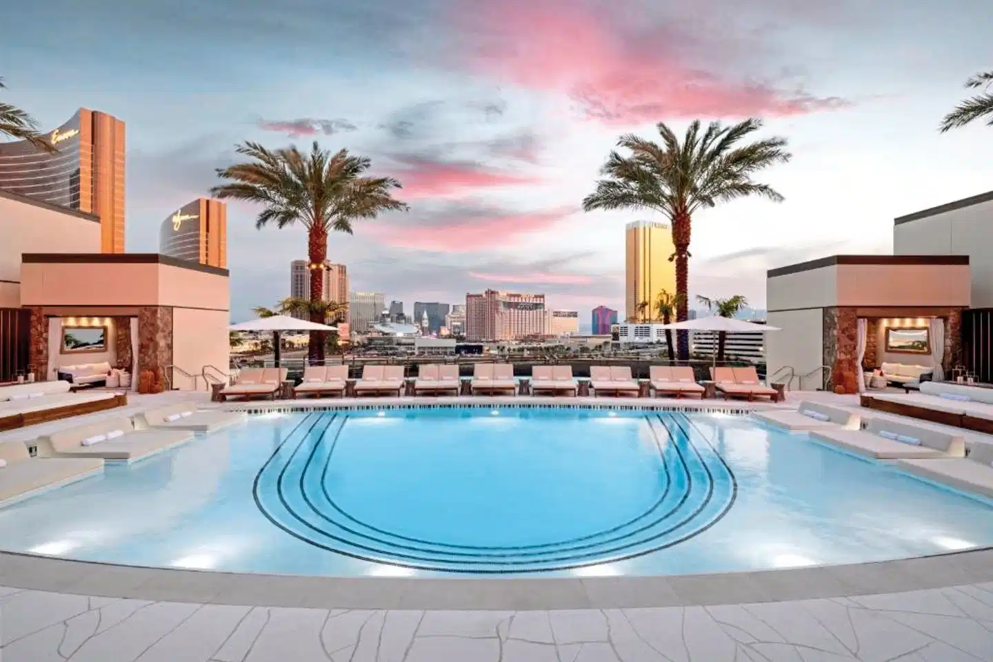 Las Vegas Hilton at Resorts World Pool