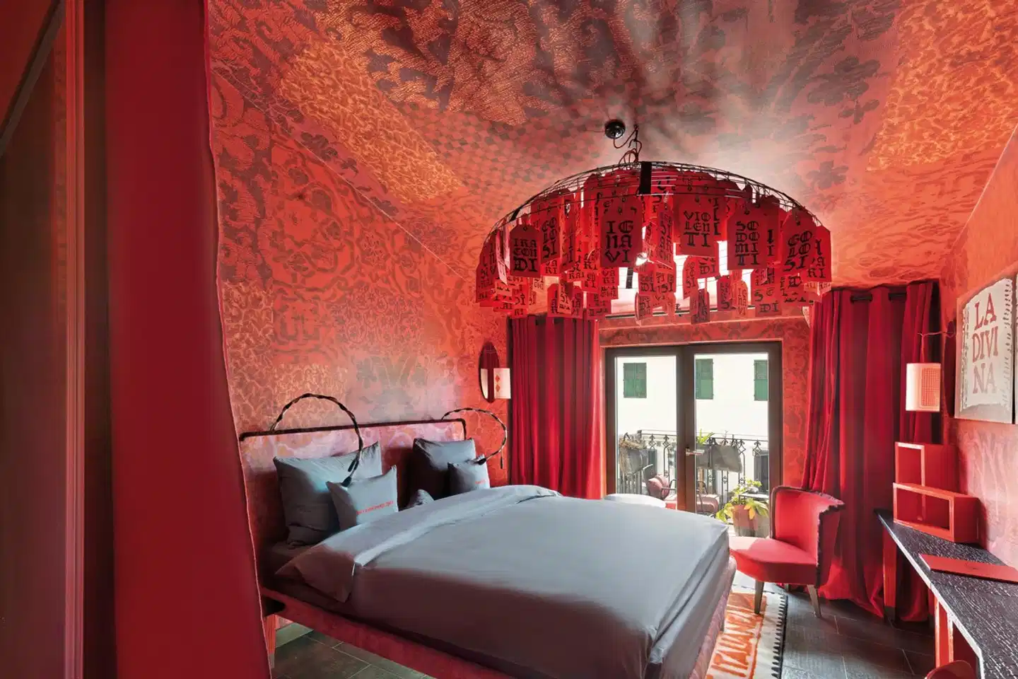 25hours Hotel Piazza San Paolino Wohnbeispiel