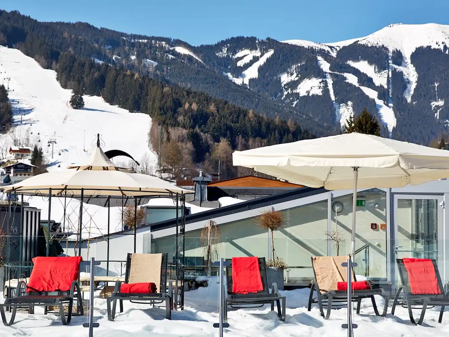 Fish Inn Zell Sport und Entertainment