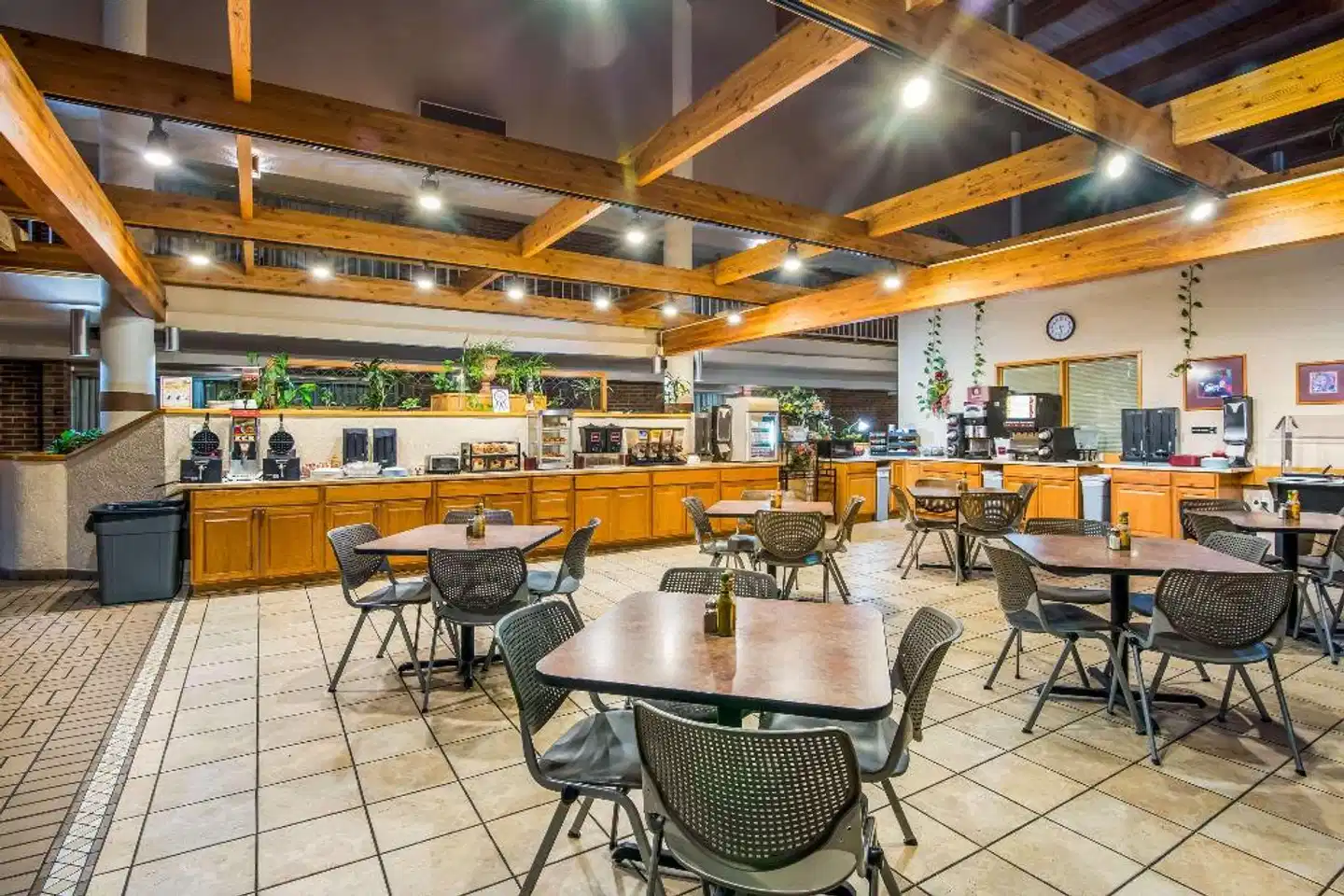 Clarion Inn Grand Junction Bar