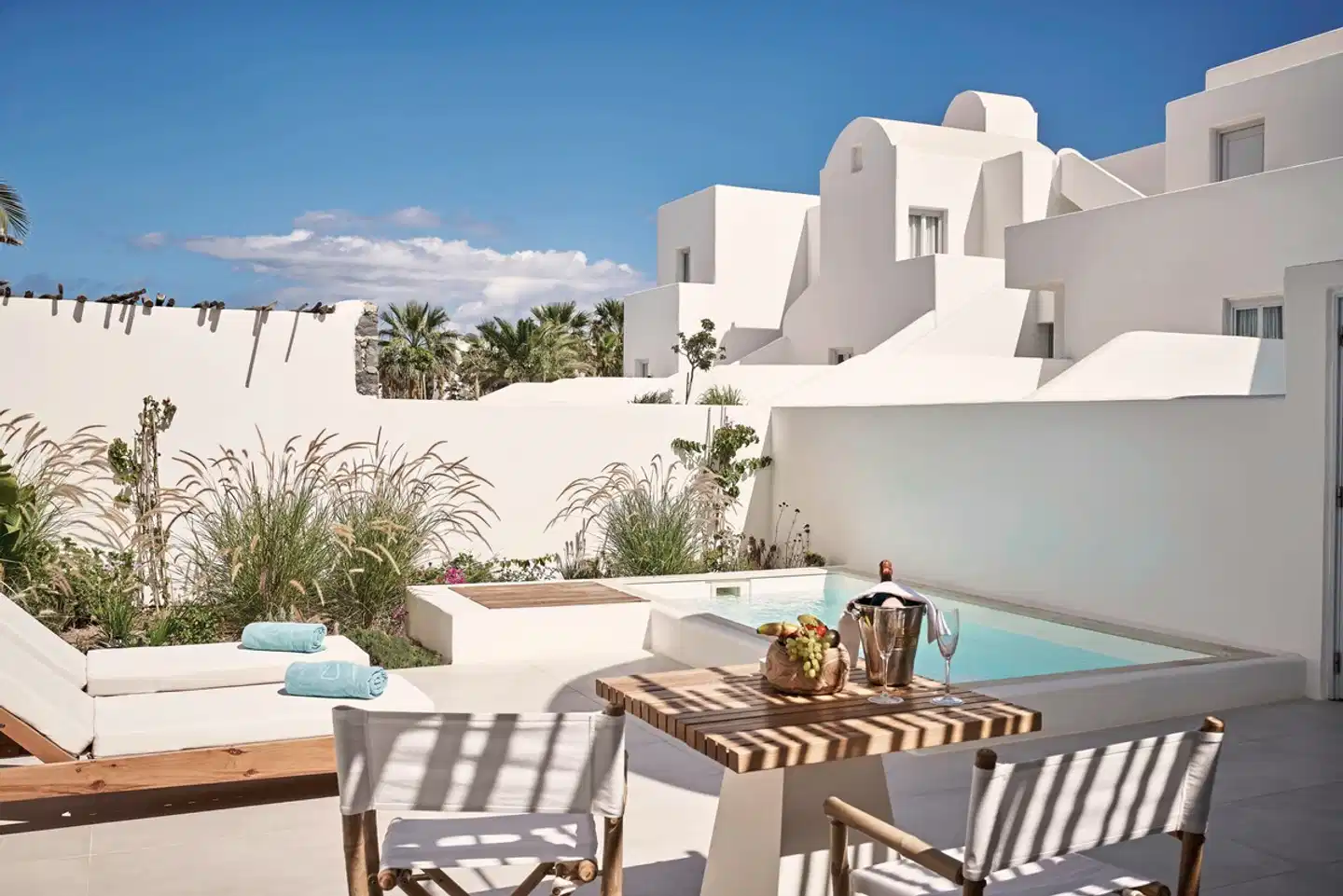 Nikki Beach Resort Santorini Terrasse