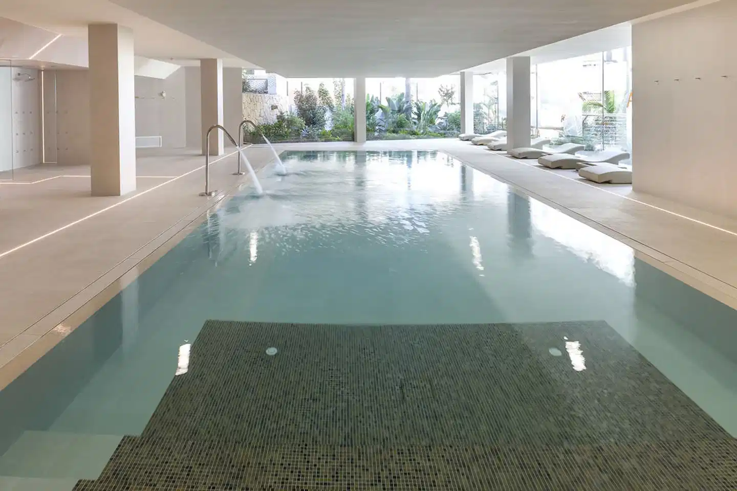 Port Benidorm Hotel & Spa Hallenbad