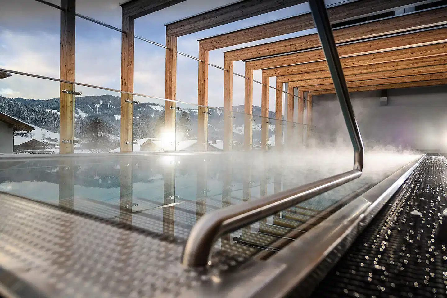 DIPS&DROPS - The First Bike And Ski Hub Hallenbad