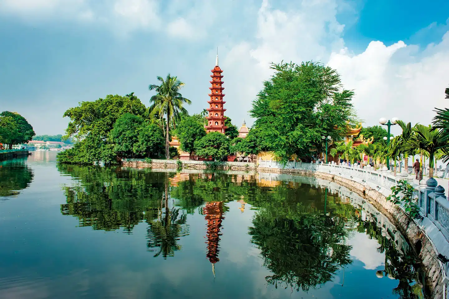 Vietnam Rundreise & Baden Landschaft