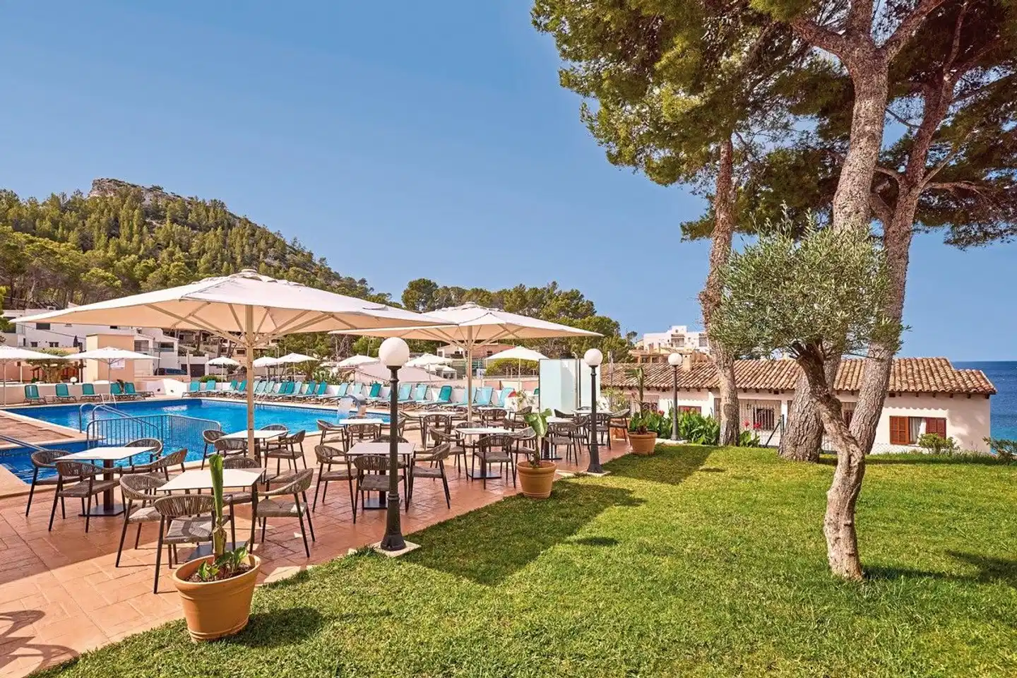 Universal Aparthotel Don Camilo Garten