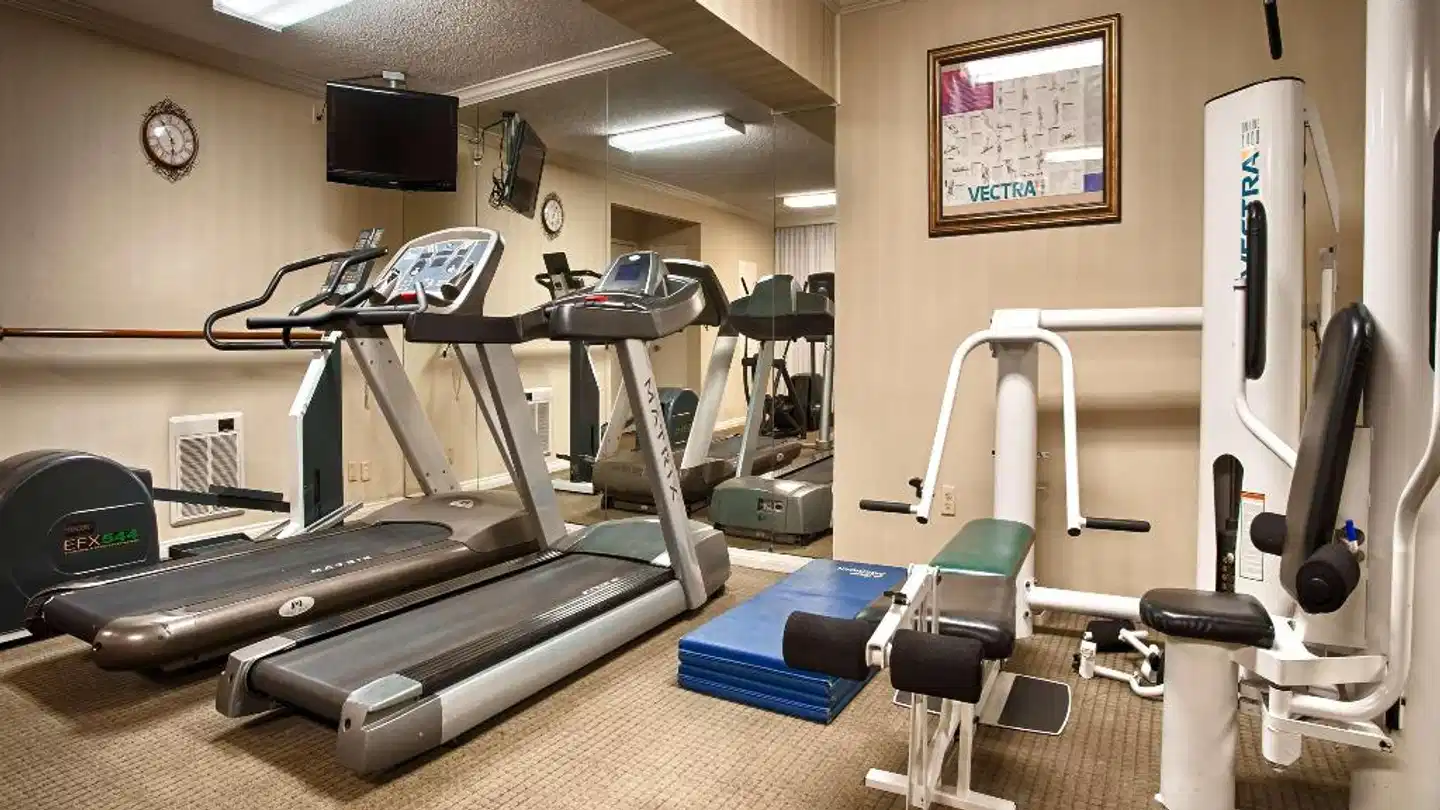 Best Western Plus Pepper Tree Inn Sport und Entertainment