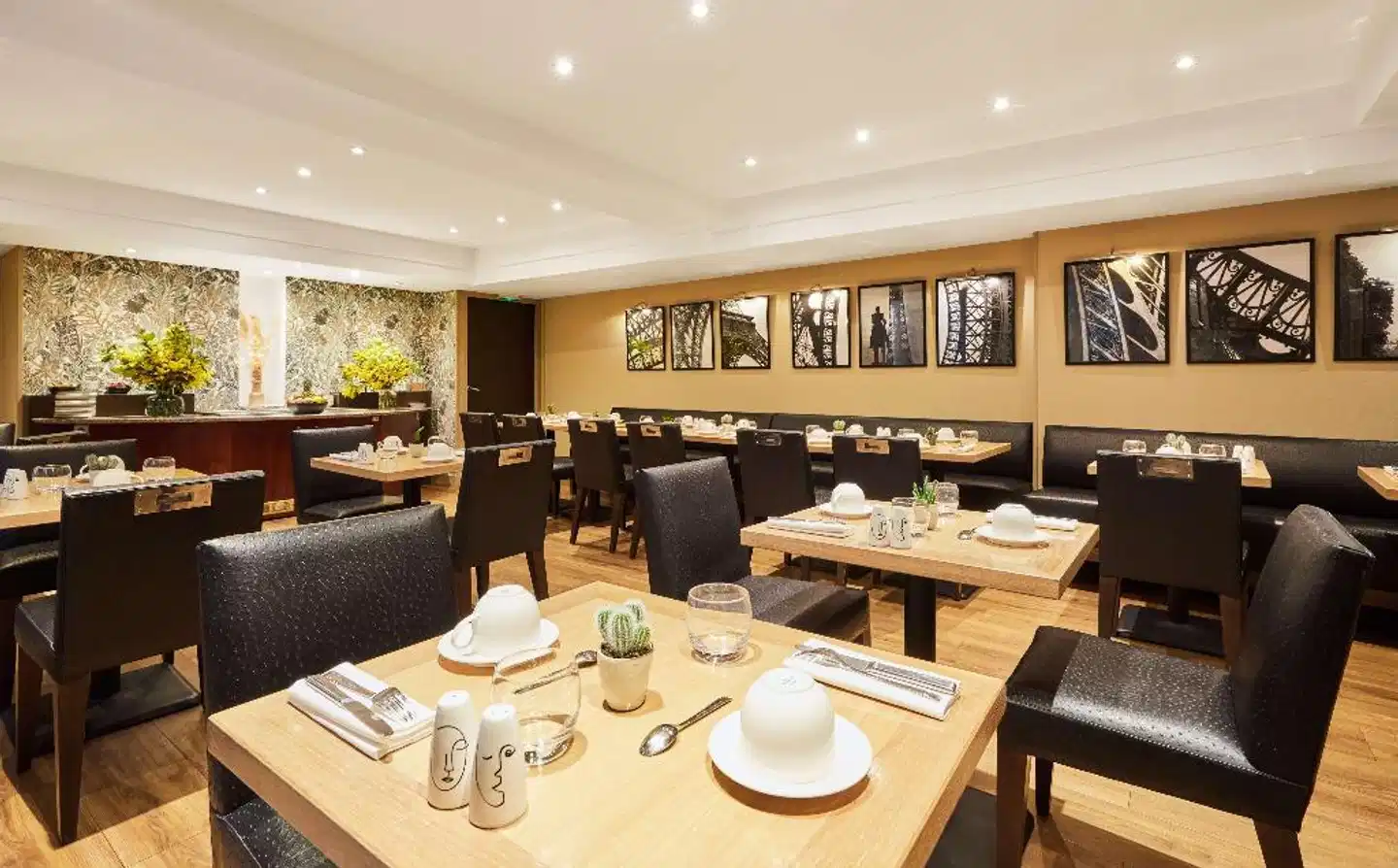 Plaza Tour Eiffel Restaurant