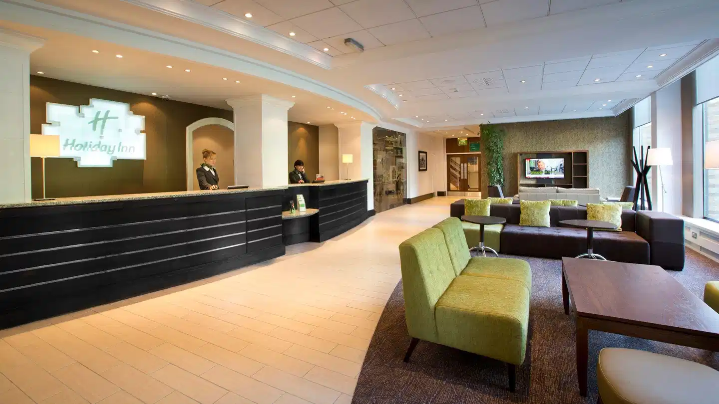 Holiday Inn Peterborough West Lobby