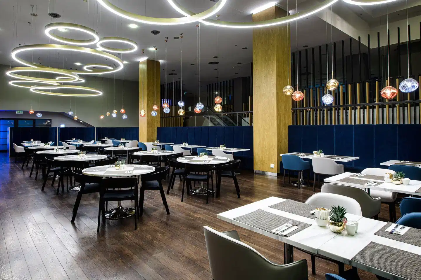 Courtyard by Marriott Warsaw Airport Restaurant