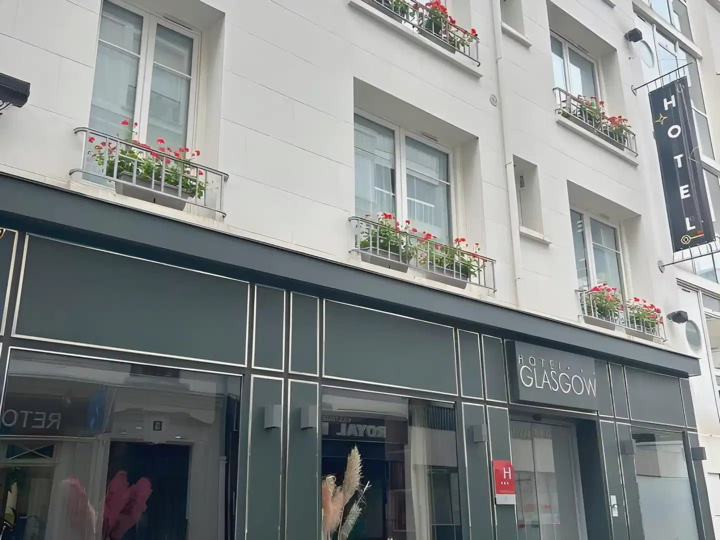 Glasgow Monceau Aussenansicht