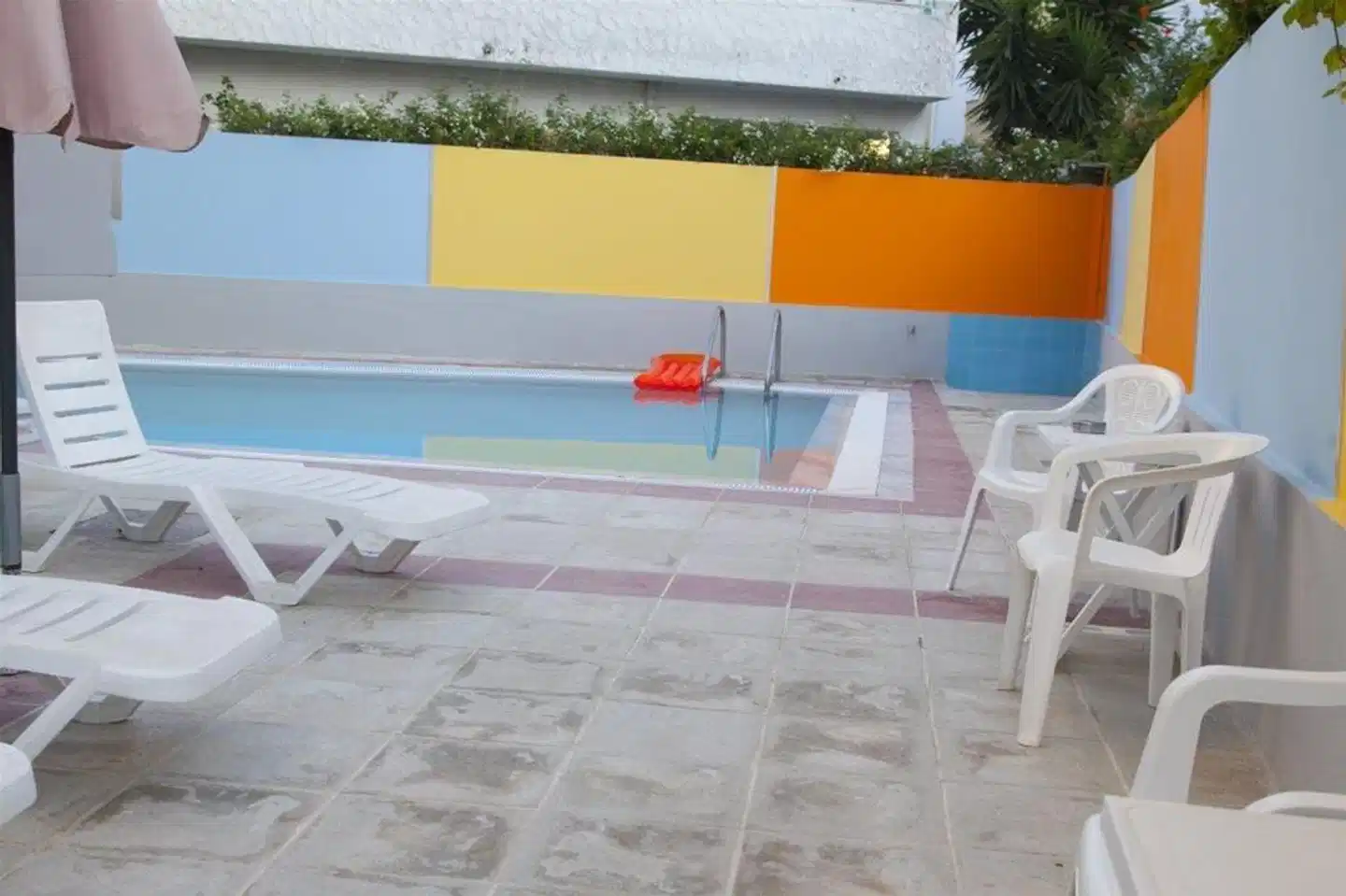 Theonia Hotel Terrasse