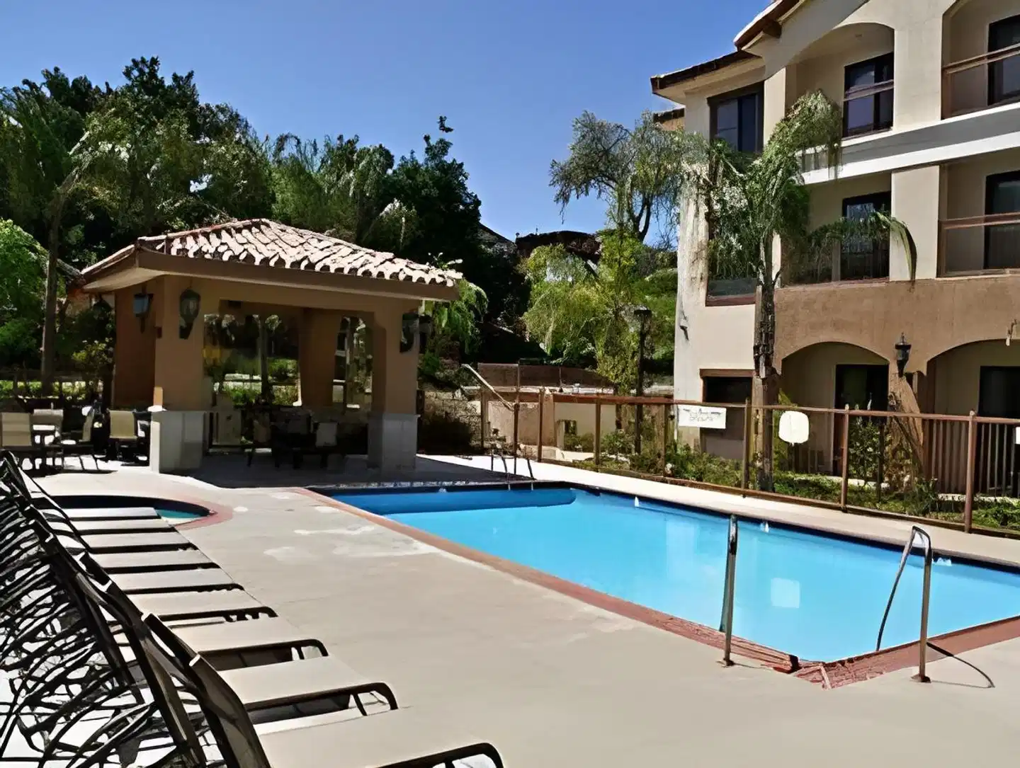 Courtyard by Marriott Thousand Oaks Ventura County Pool