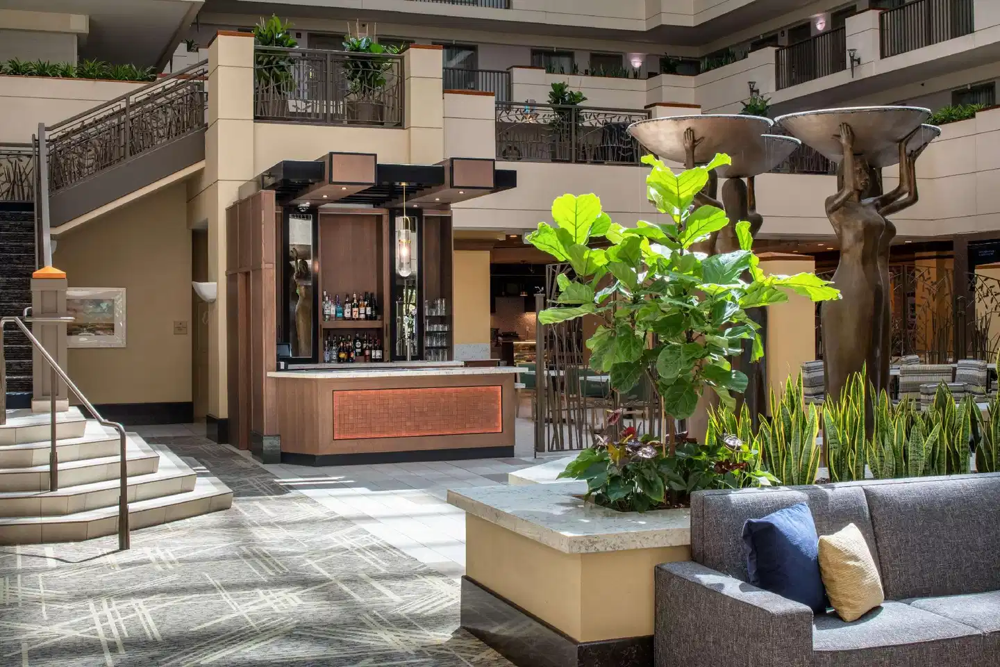 Embassy Suites by Hilton Sacramento - Riverfront Promenade Lobby