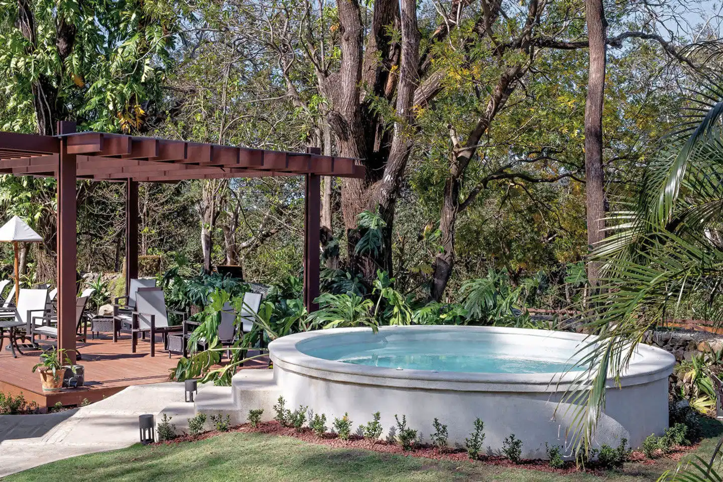 Hacienda Guachipelín Pool