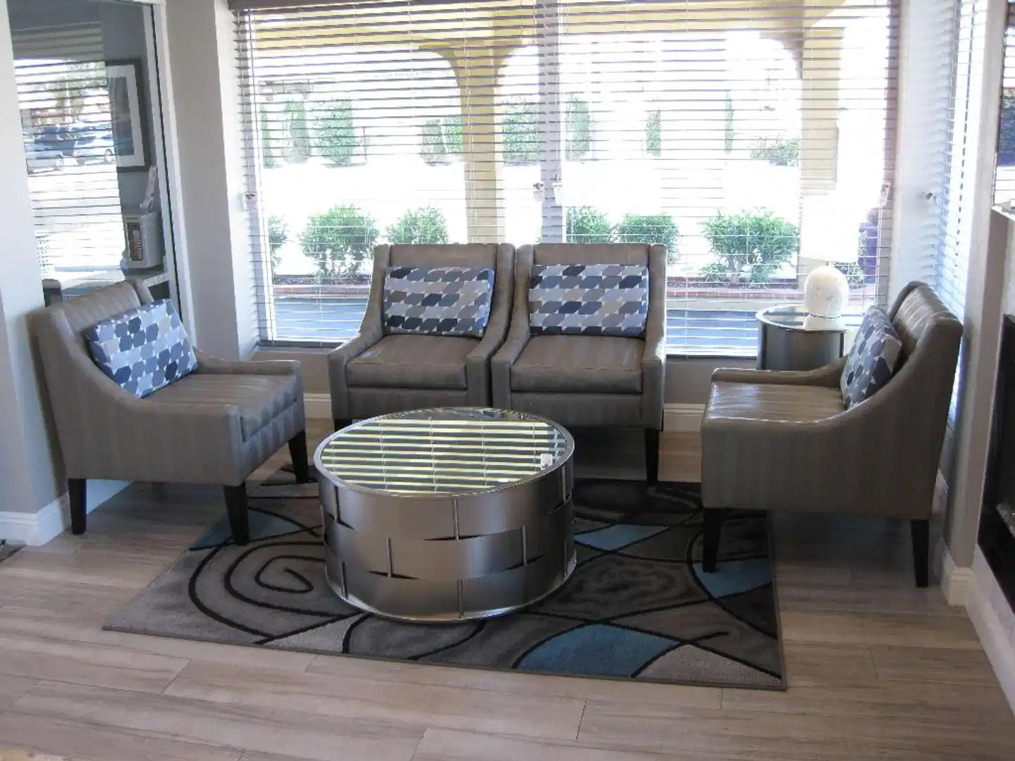 Best Western Orange Plaza Lobby