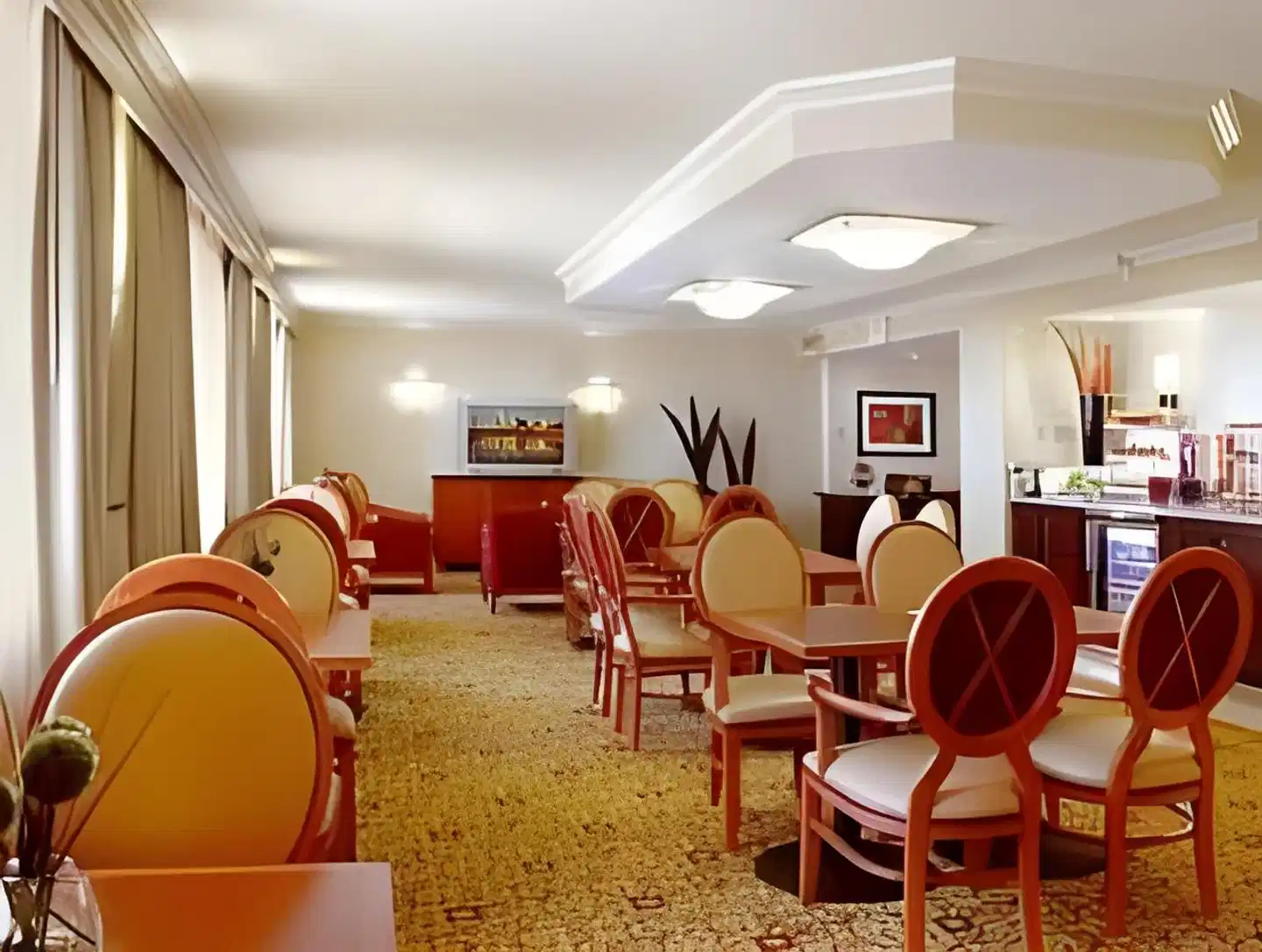 Dallas/Fort Worth Airport Marriott Lobby