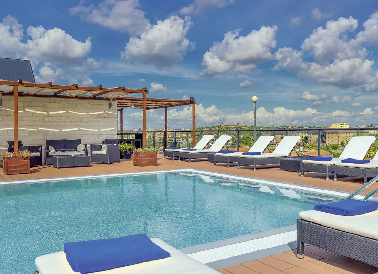 H10 roma Città Pool