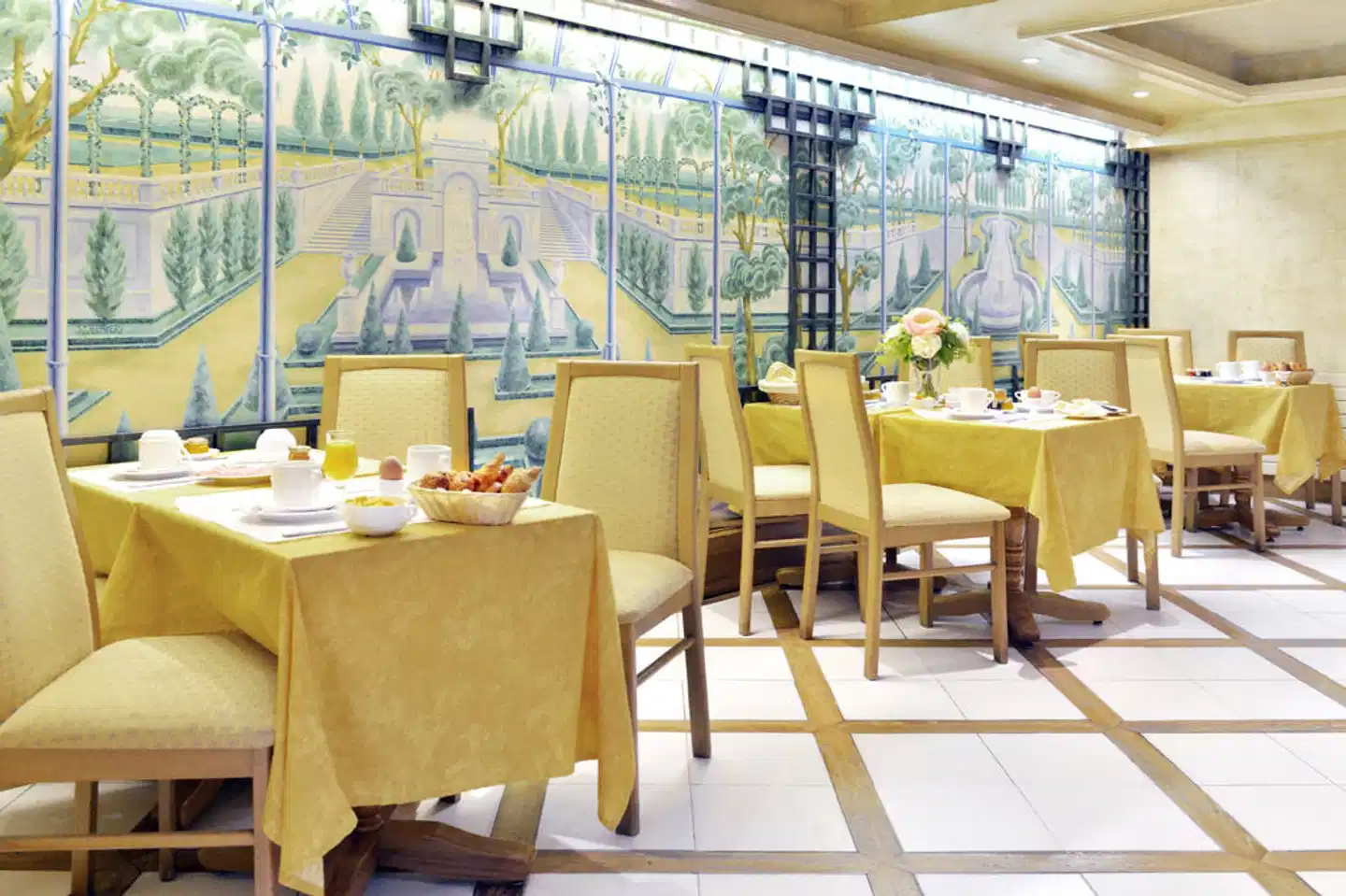 Hotel Suites Unic Renoir St Germain Restaurant