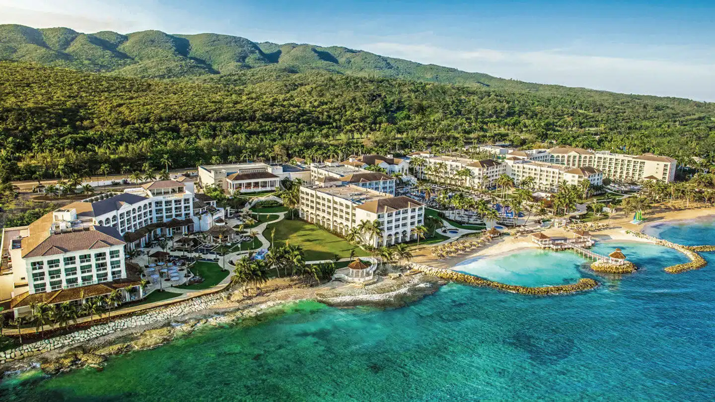 Hyatt Zilara Rose Hall Aussenansicht