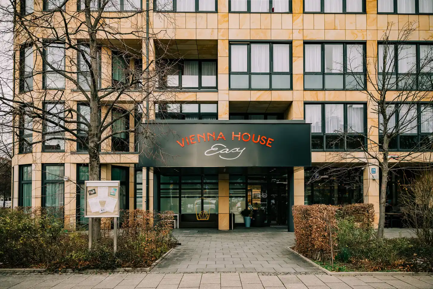 Vienna House Easy München Aussenansicht