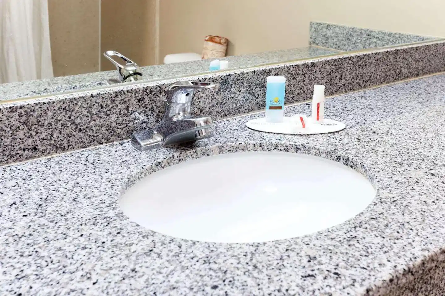 Super 8 by Wyndham Torrance LAX Airport Area Wellness