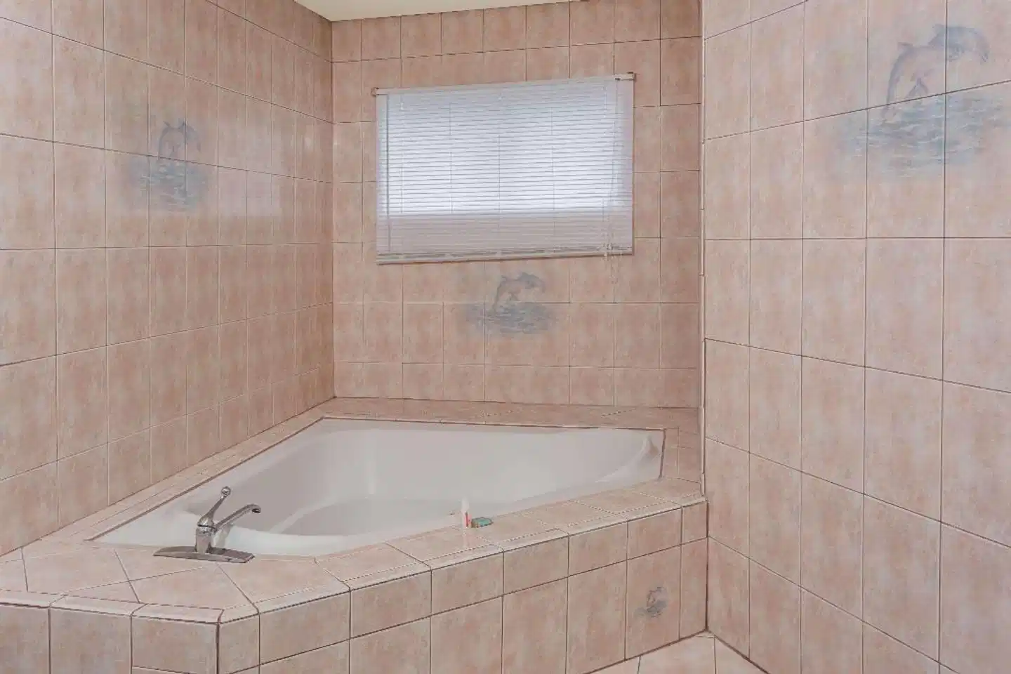 San Clemente Beach Travelodge Badezimmer