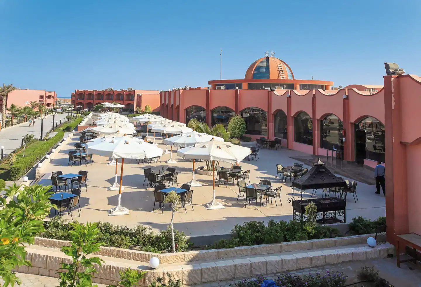 Three Corners Happy Life Beach Resort Aussenansicht