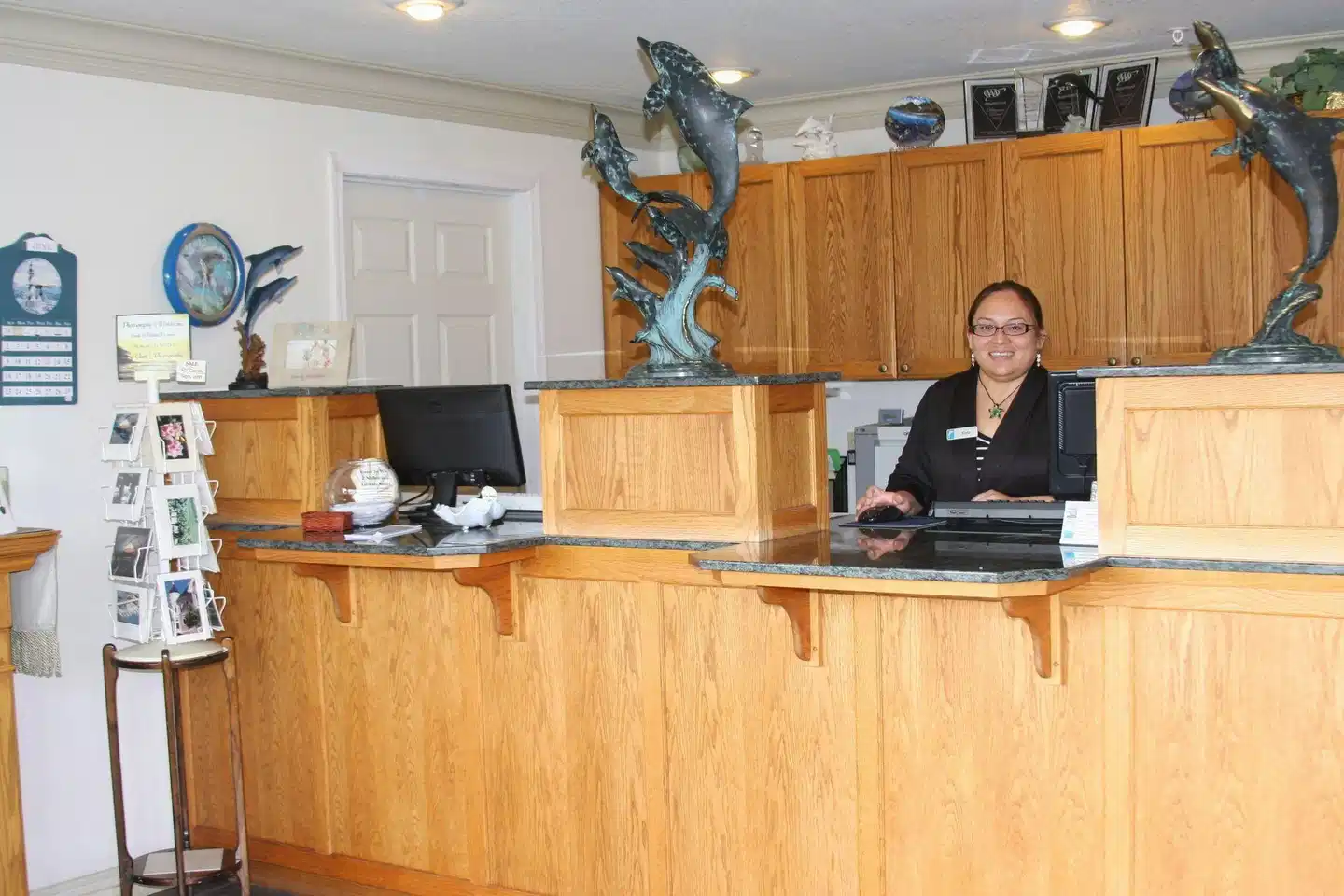 Emerald Dolphin Inn & Mini Golf Lobby