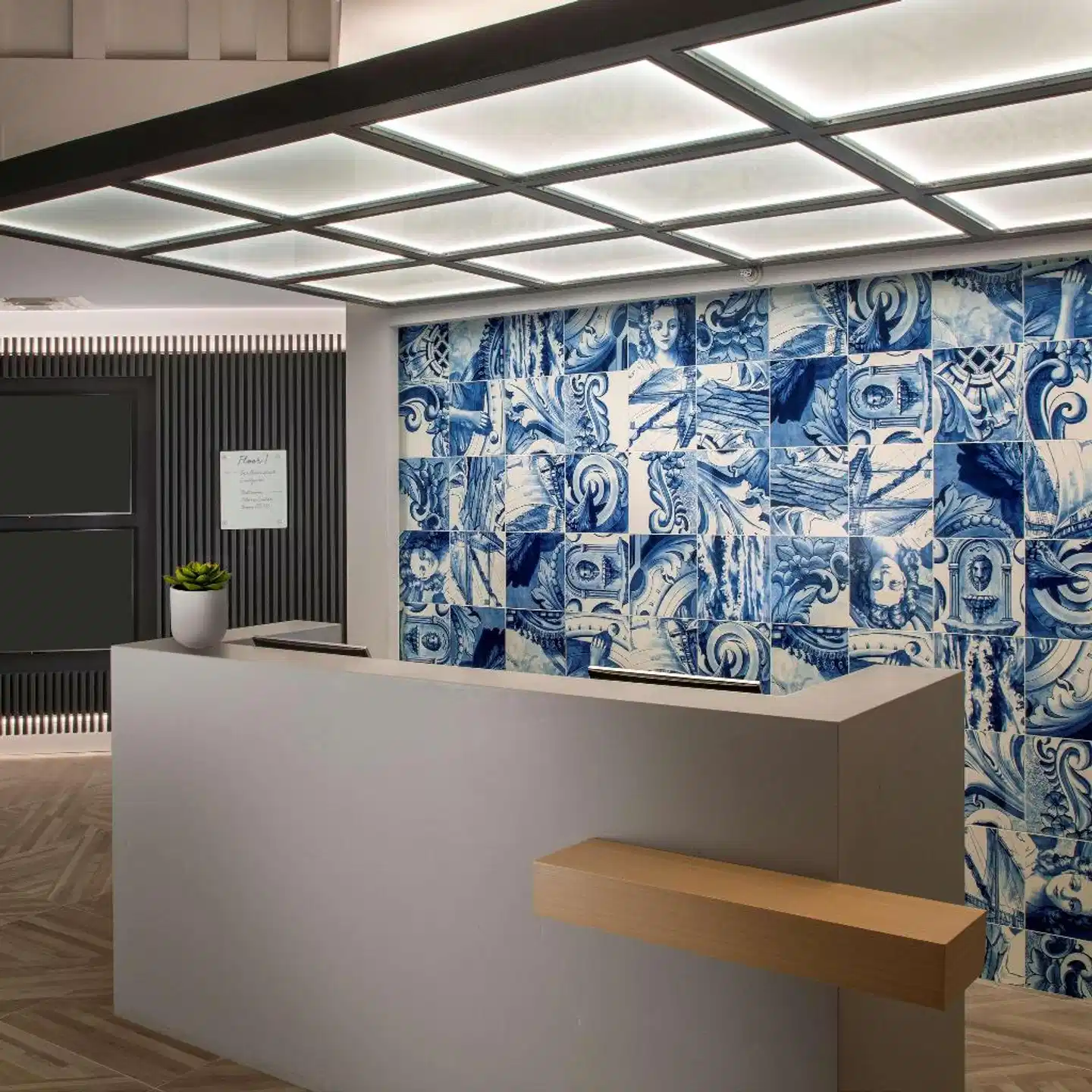 The Monsaraz San Diego, Tapestry Collection by Hilton Bar