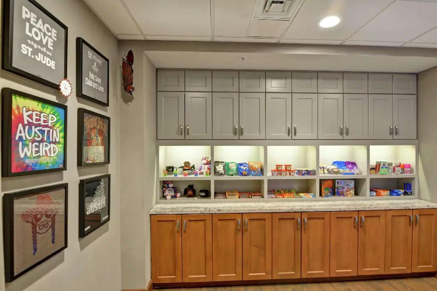 Homewood Suites by Hilton TechRidge Parmer @ I-35 Restaurant