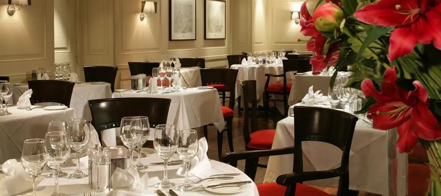LONDON BRIDGE HOTEL Restaurant
