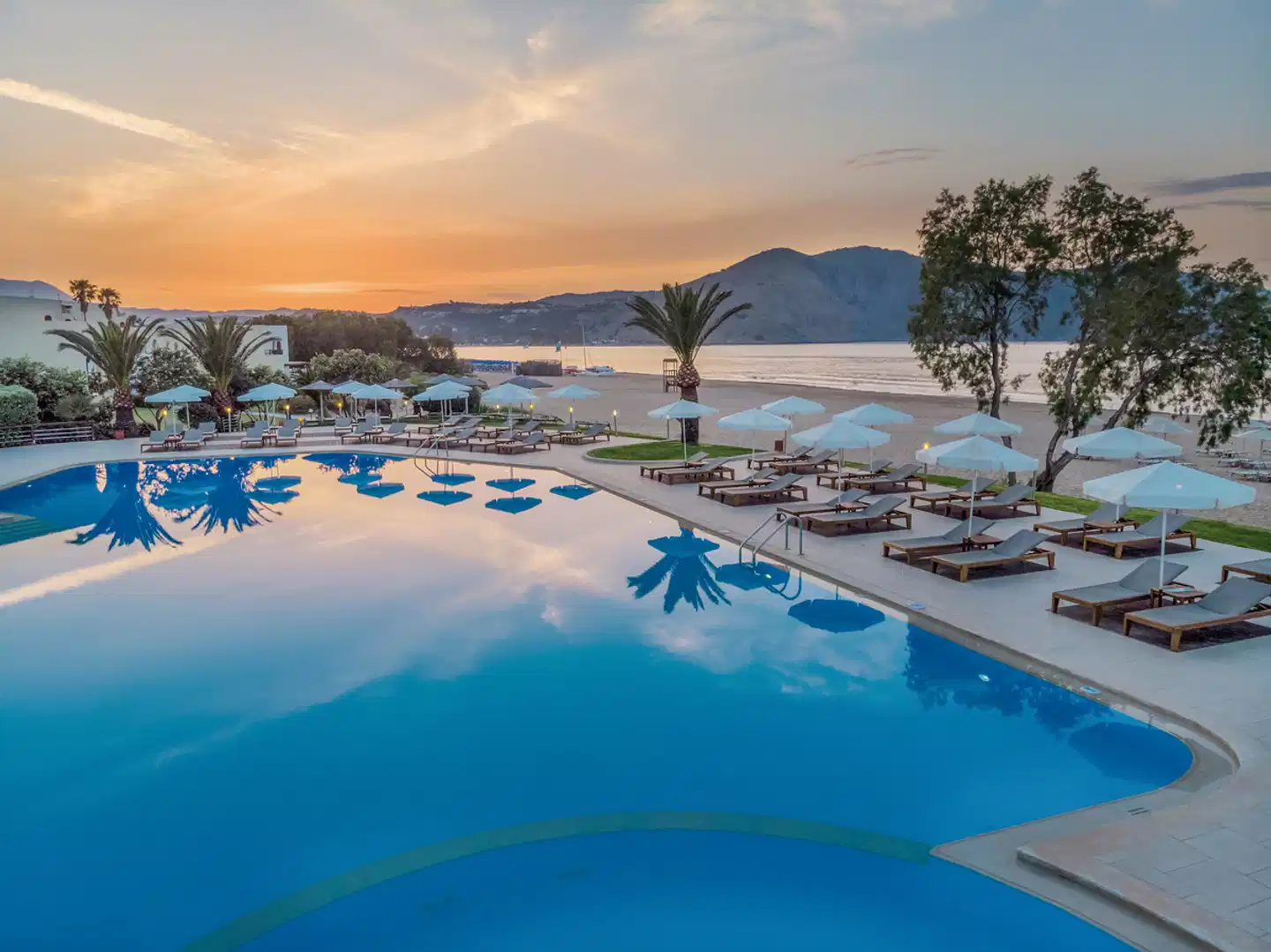 Pilot Beach Resort Pool