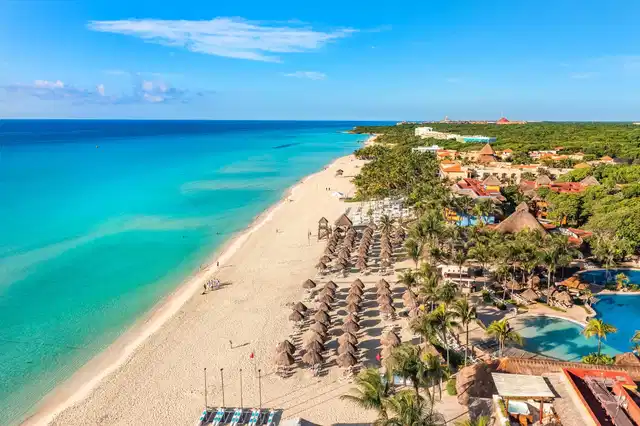 Iberostar Waves Tucán Aussenansicht