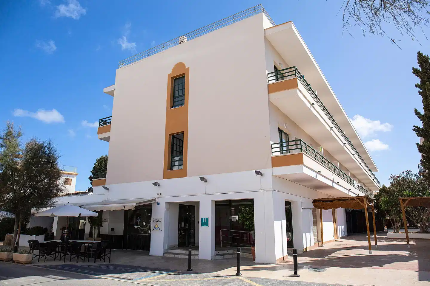 Rosales Aussenansicht