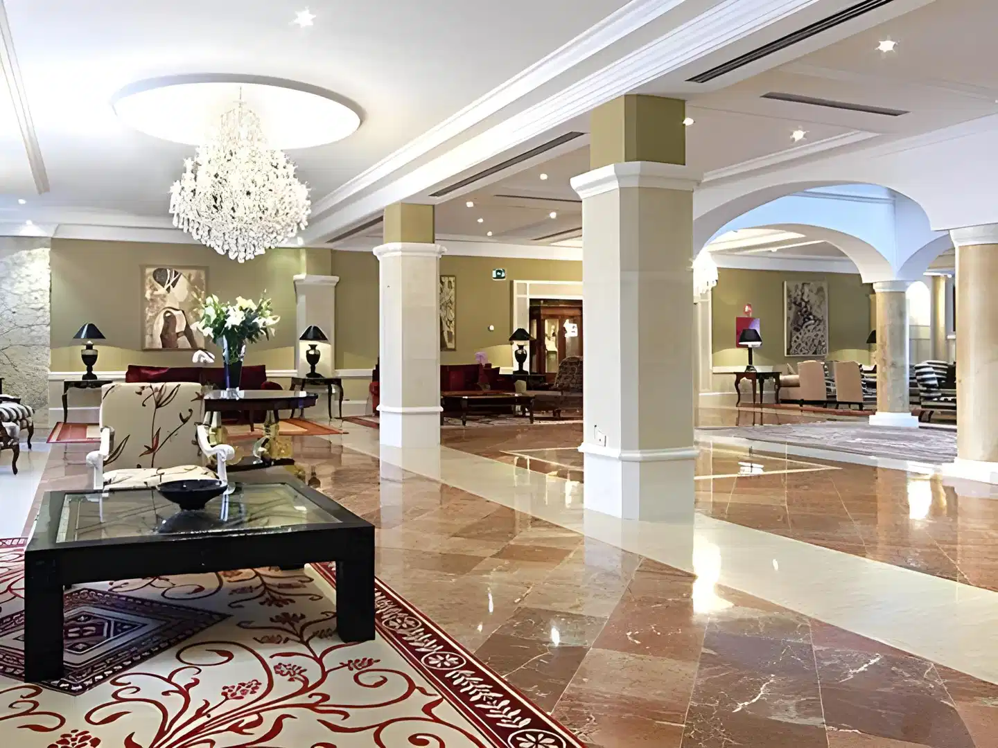 Hotel Cándido Lobby