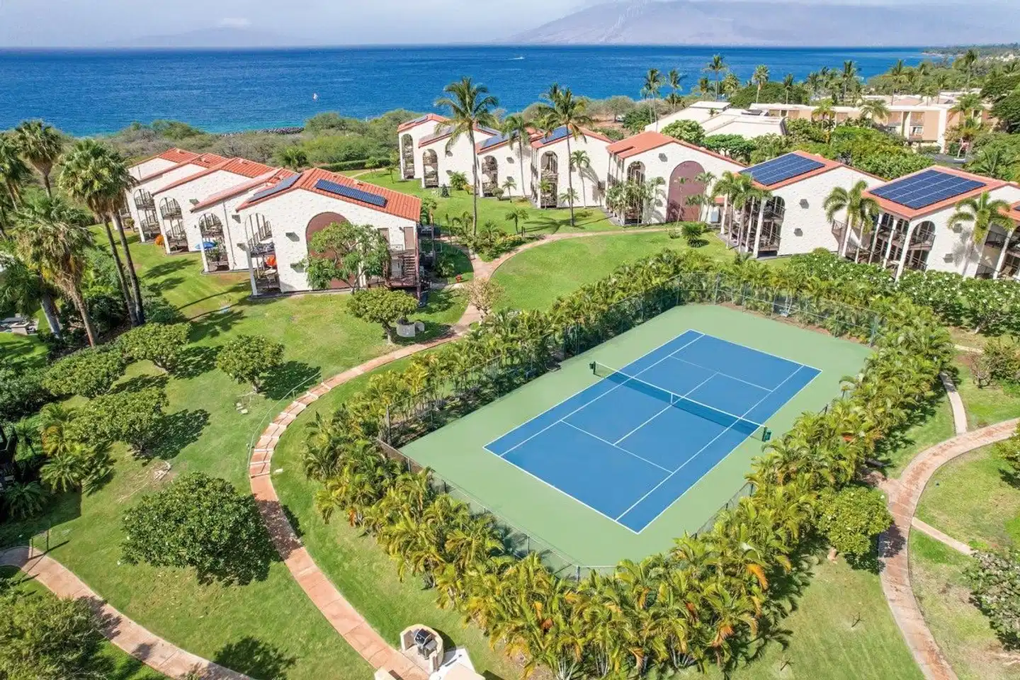 Aston Maui Hill Modellaufnahme