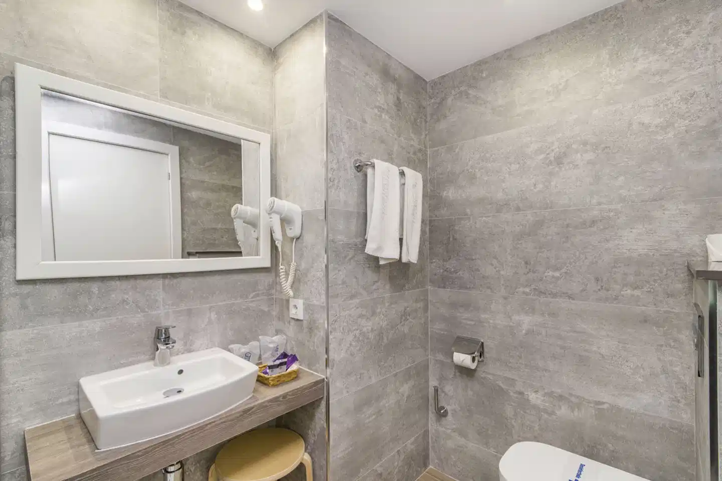 Na Taconera Sport & Relax Badezimmer