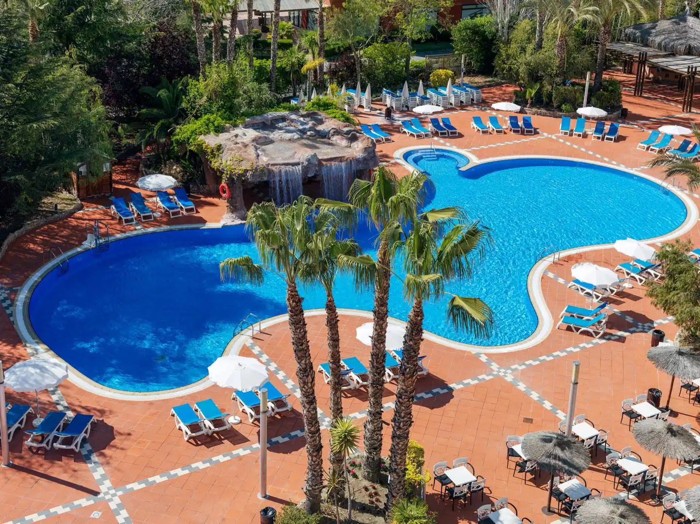 H10 Salauris Palace POOL