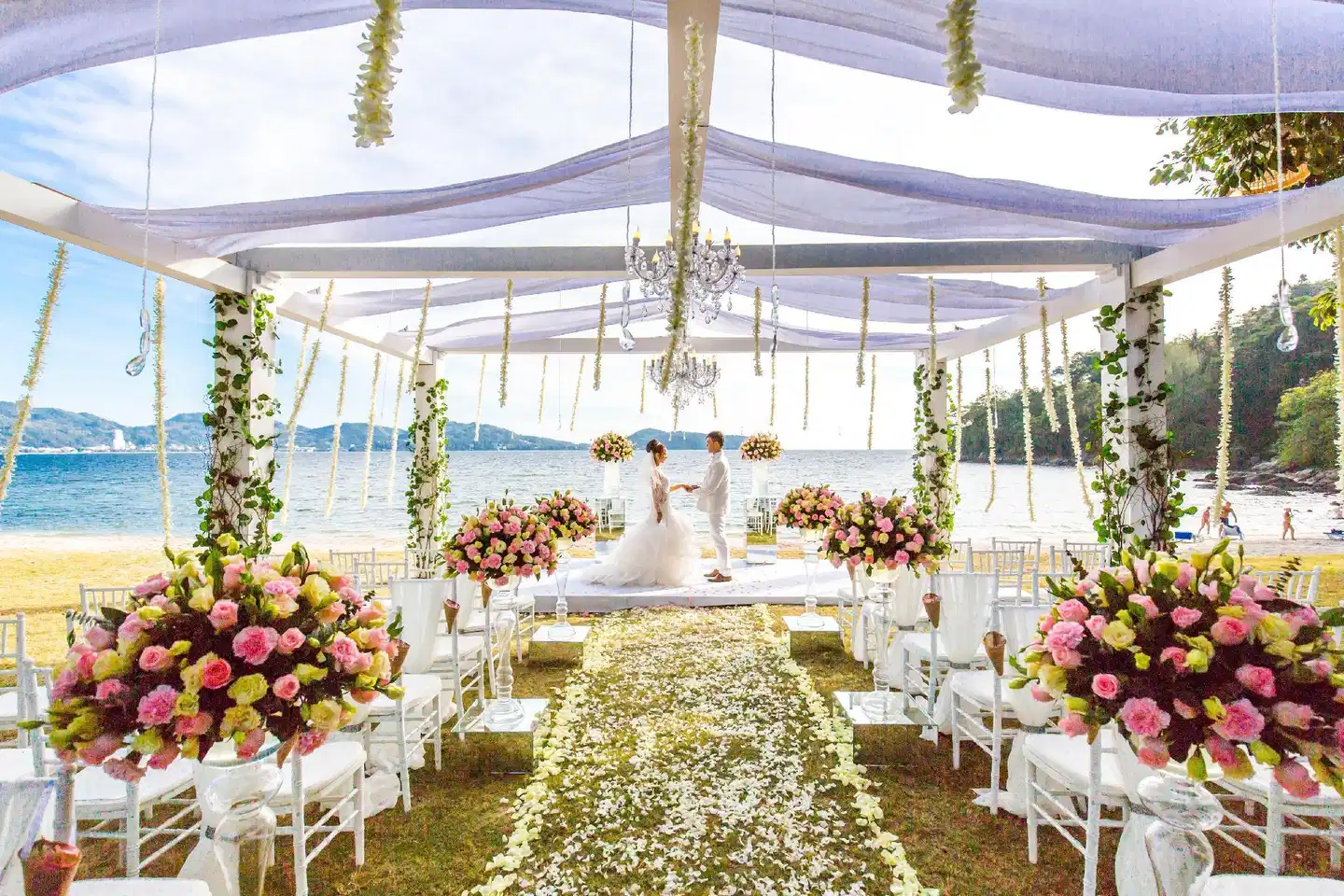 Thavorn Beach Village Restaurant